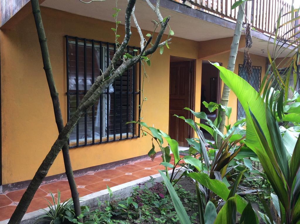 Cabinas El Muellecito Tortuguero Exterior foto