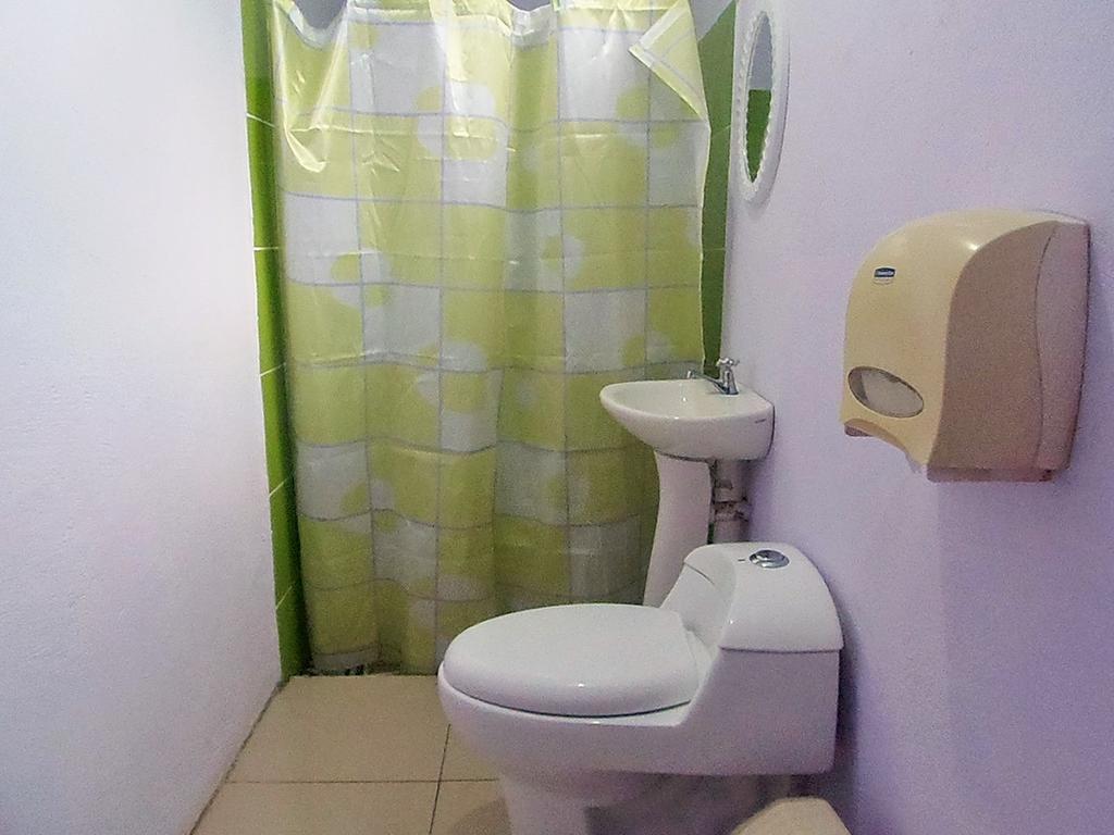 Cabinas El Muellecito Tortuguero Exterior foto