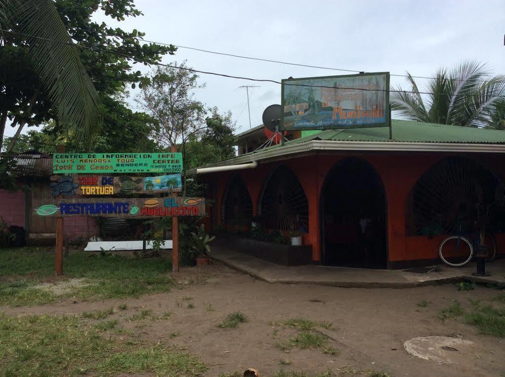Cabinas El Muellecito Tortuguero Exterior foto